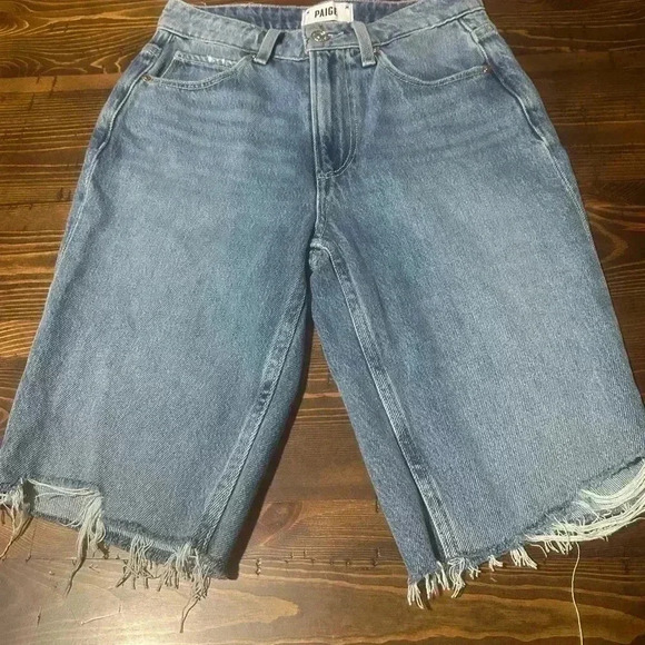 PAIGE Robbie Short High Rise Slim Bermuda Short Women Size 24 EUC - Picture 2 of 7